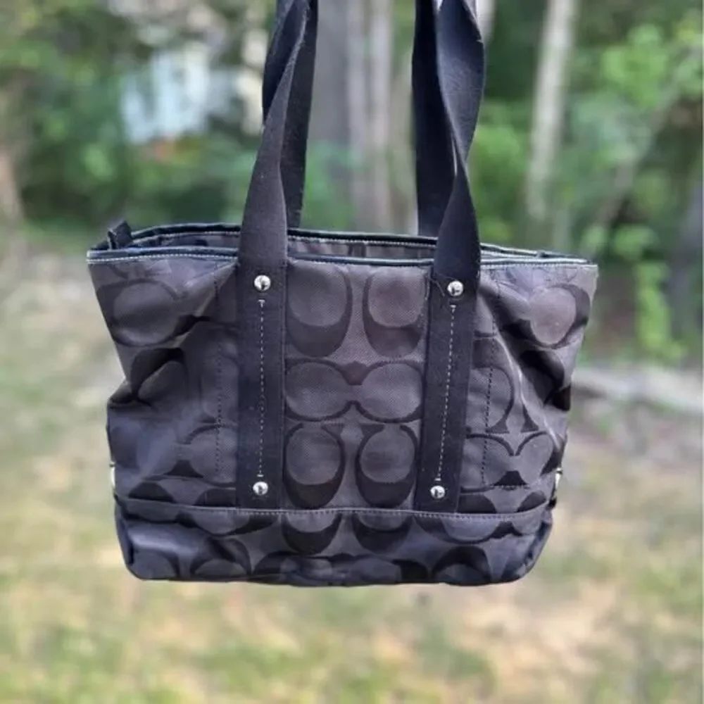 Coach Signature Tote Bag – Black Jacquard | Y2K